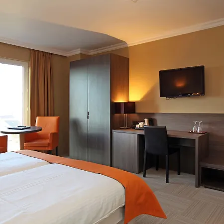 Отель Donny
