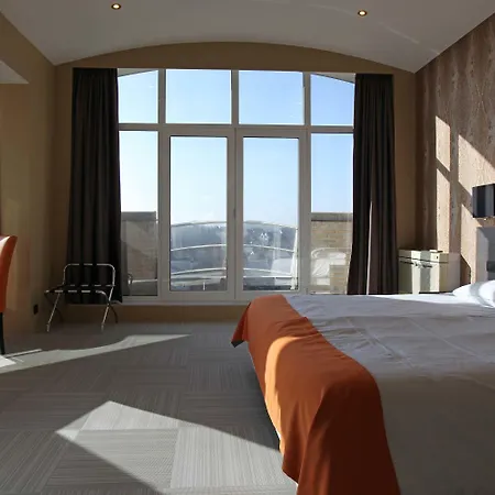 Donny Hotel 4*